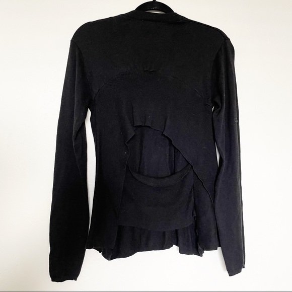 Cheap Monday Black Key Hole Back Long Sleeve Sweater M - Picture 4 of 7
